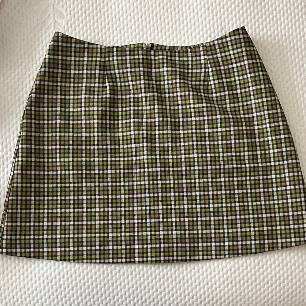 Le Chateau Mini Skirt